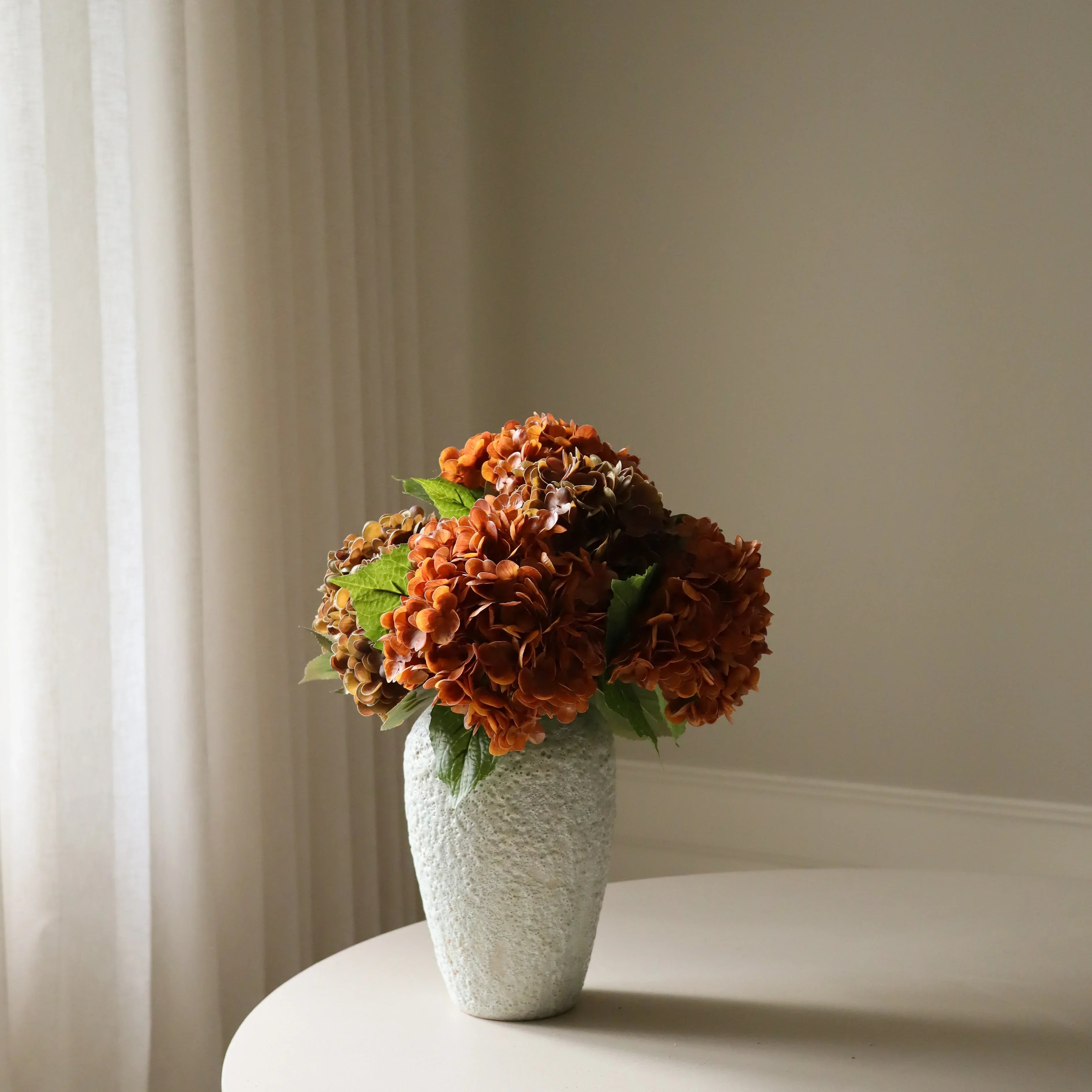 Bronze Petal — kunstbloemen boeket van Botane, detailfoto 3