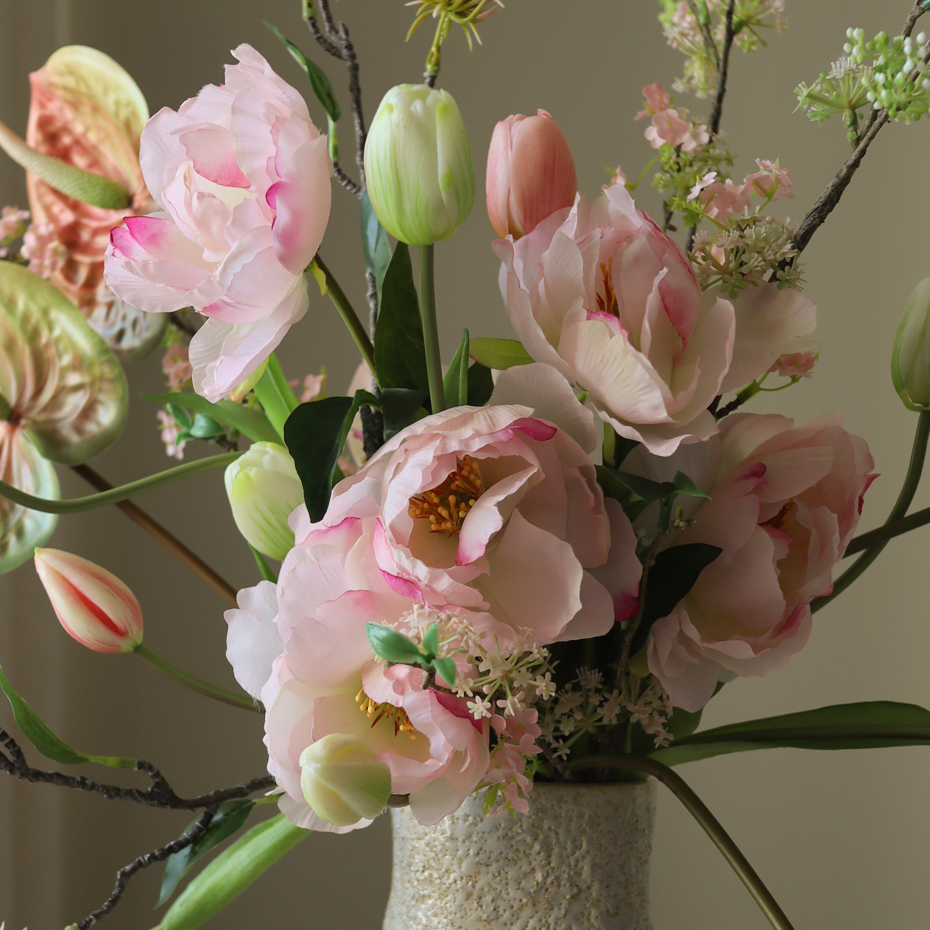 Blossom Reverie met vaas