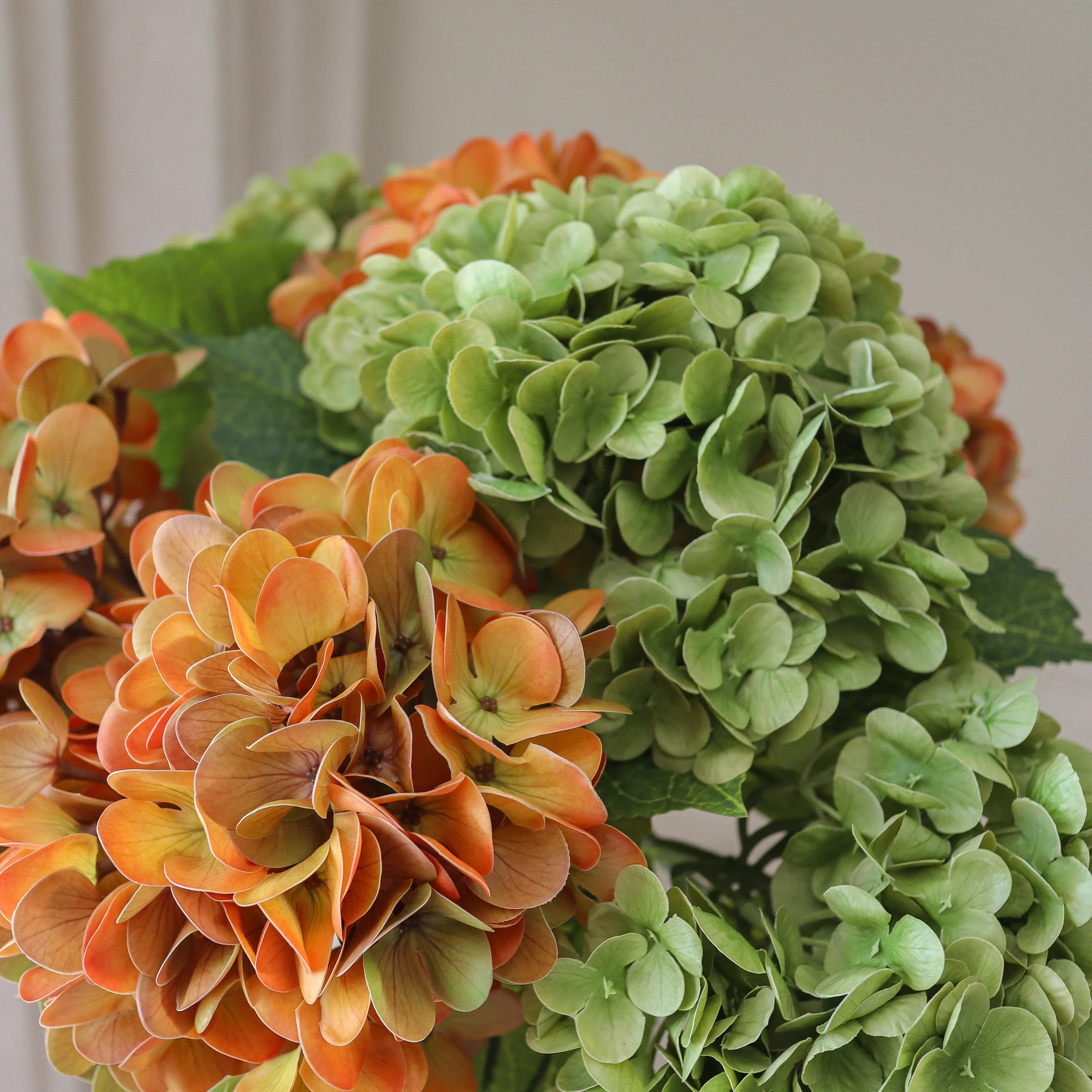 Copper Hydrangea Bouquet Met Large Earth