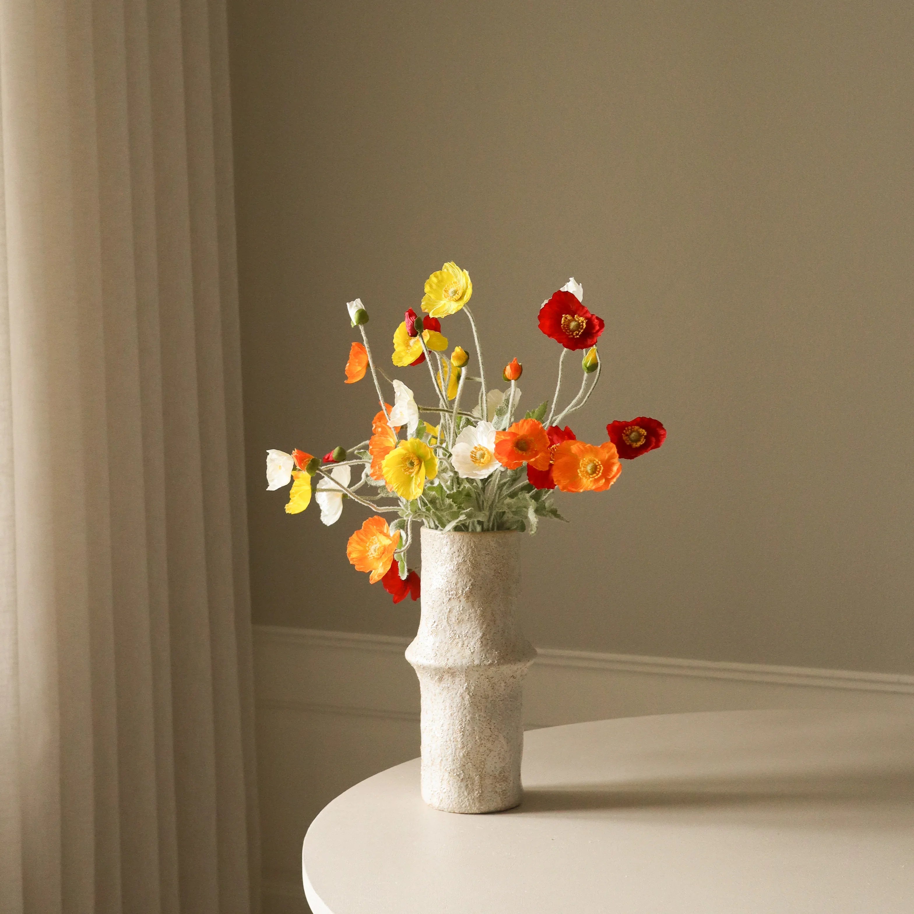 Poppy Fields — kunstbloemen boeket van Botane, detailfoto 3