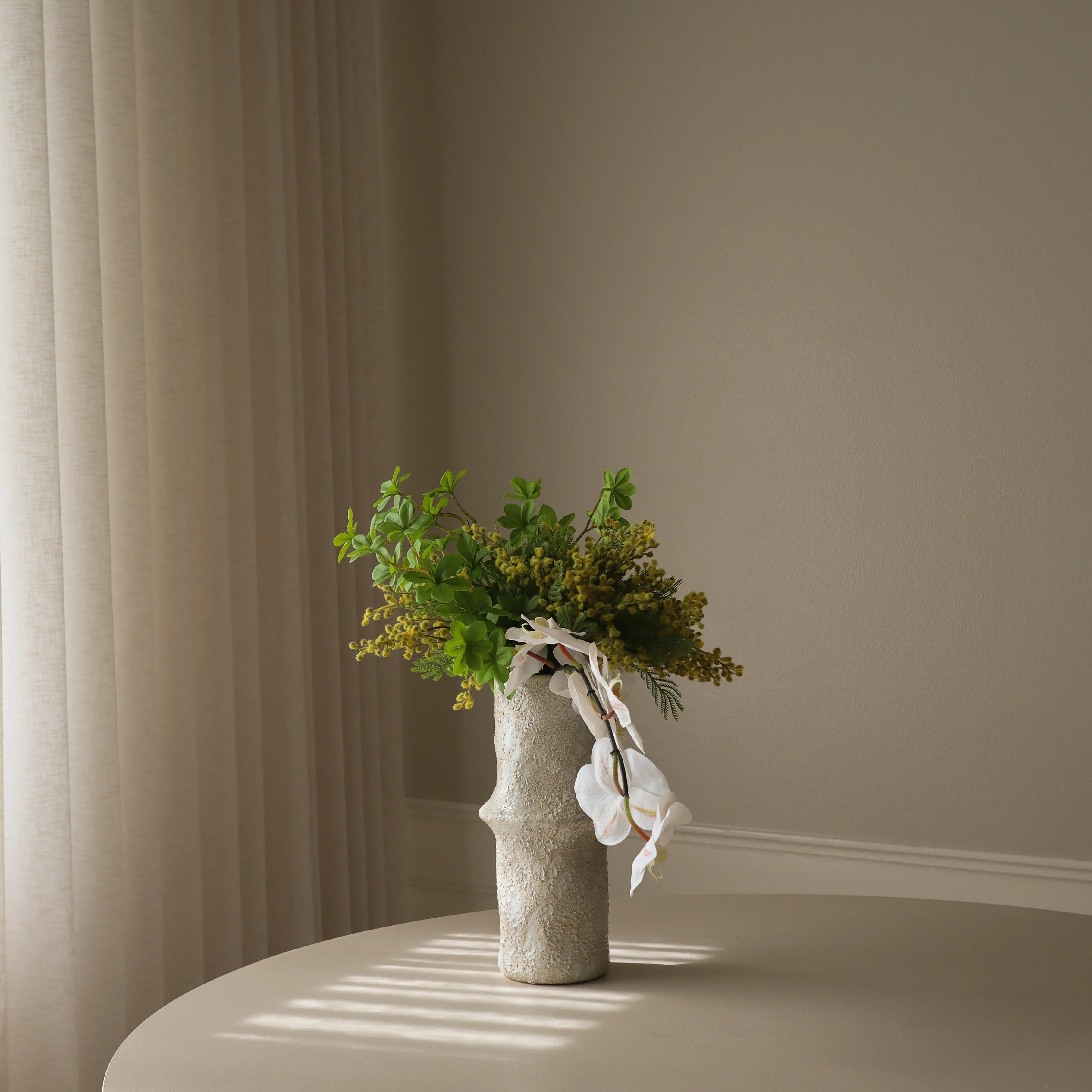 Triumph Of Light — kunstbloemen boeket van Botane, detailfoto 3