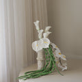 Verdant Calla Met Large Earth