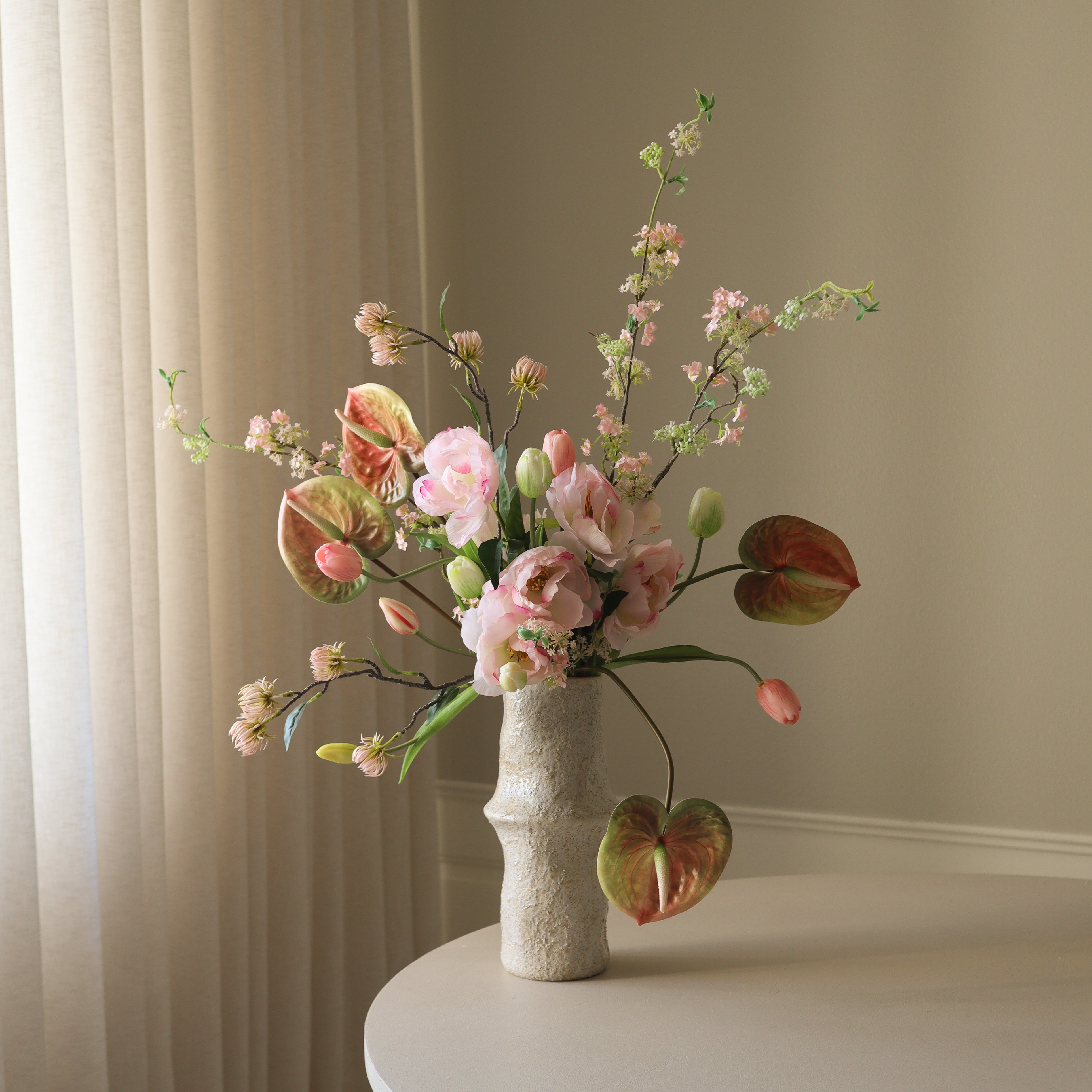 Blossom Reverie met vaas