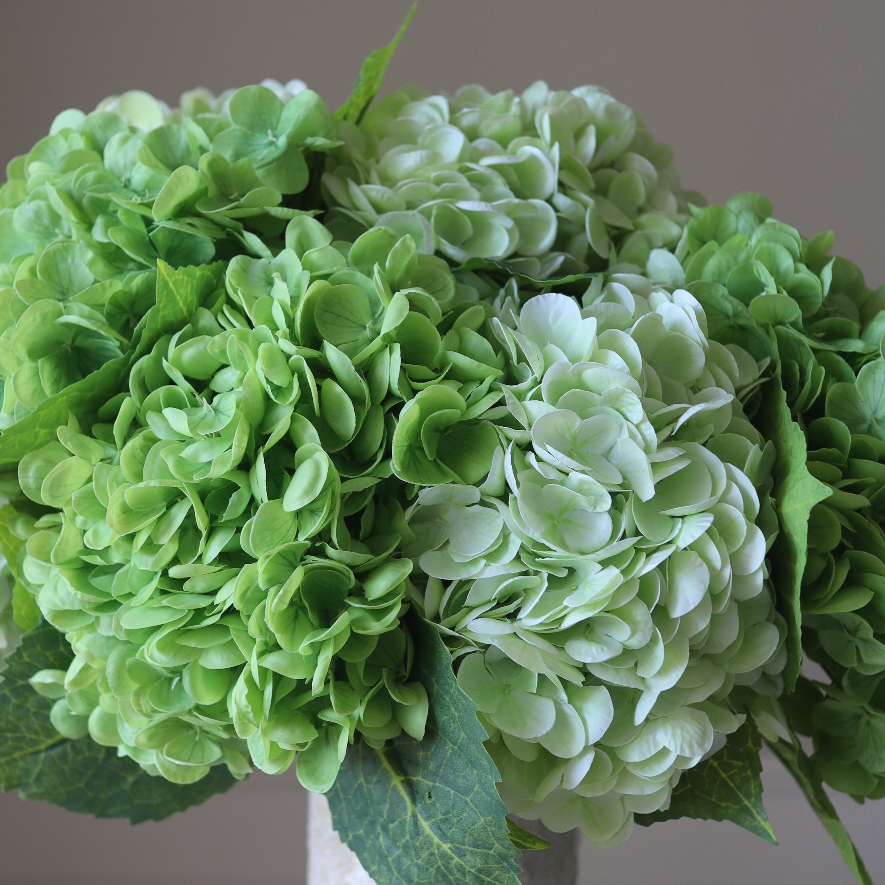Hydrangea Grand Bouquet — kunstbloemen boeket van Botane, detailfoto 2