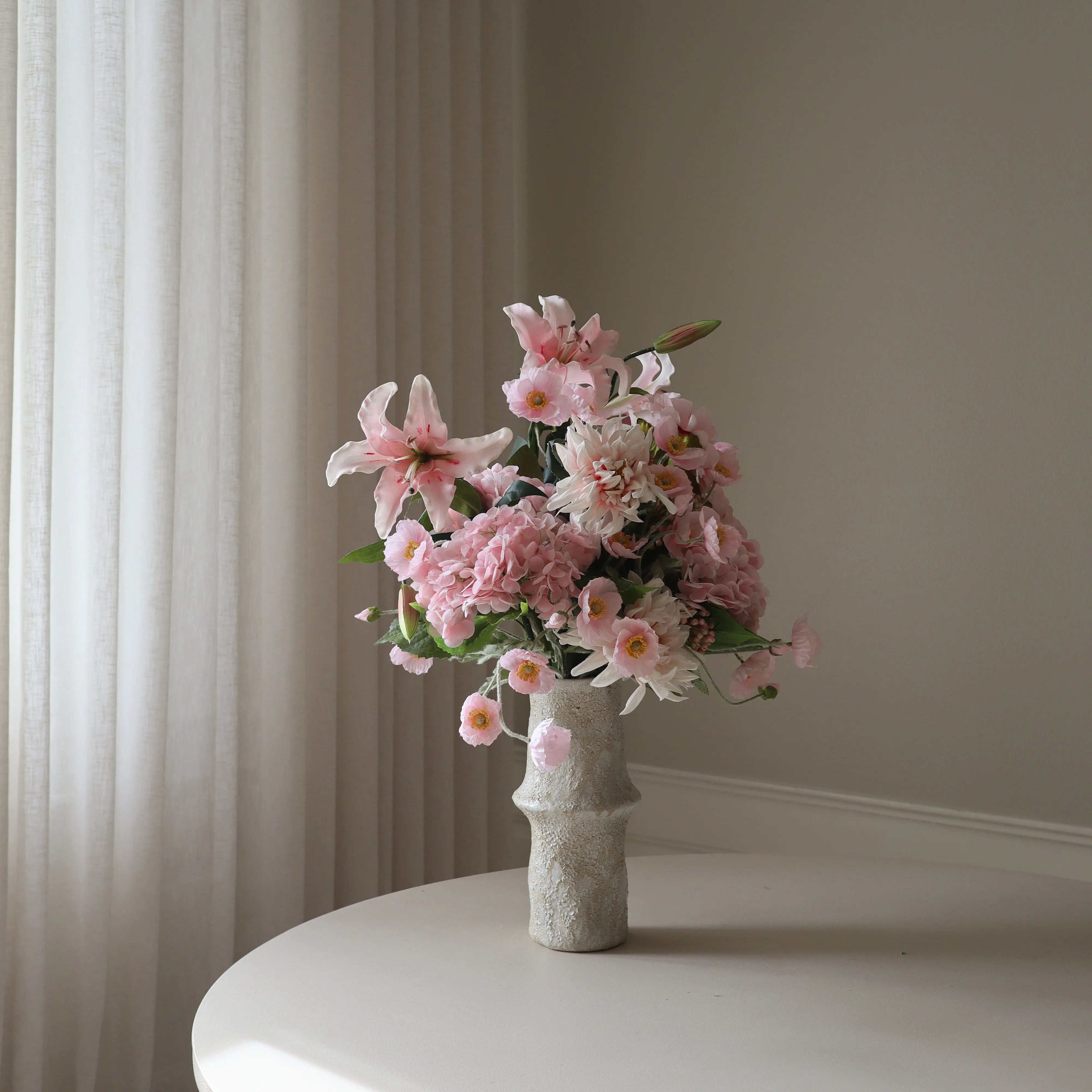 Bubblegum — kunstbloemen boeket van Botane, detailfoto 3