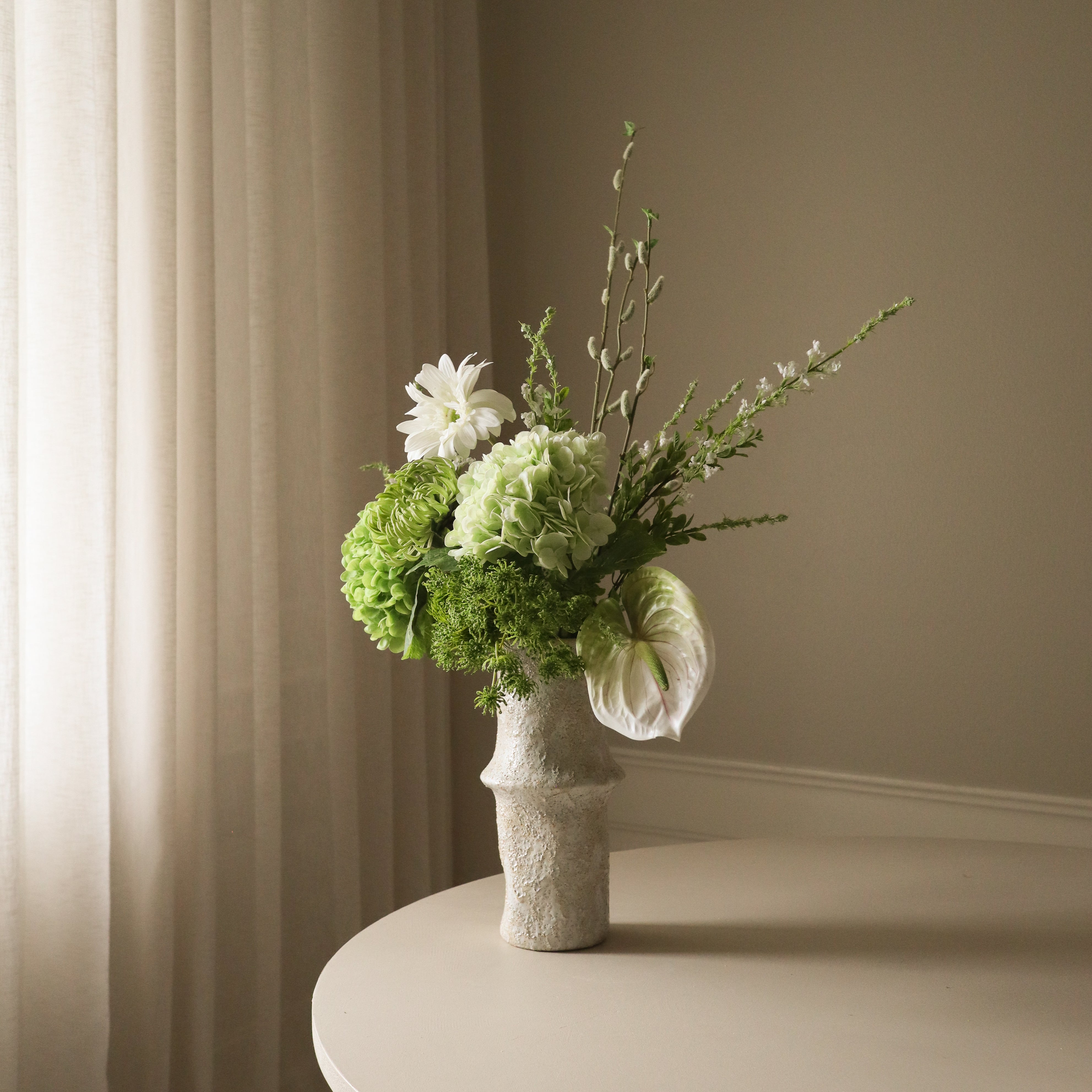 Meadow Harmony — kunstbloemen boeket van Botane, detailfoto 3