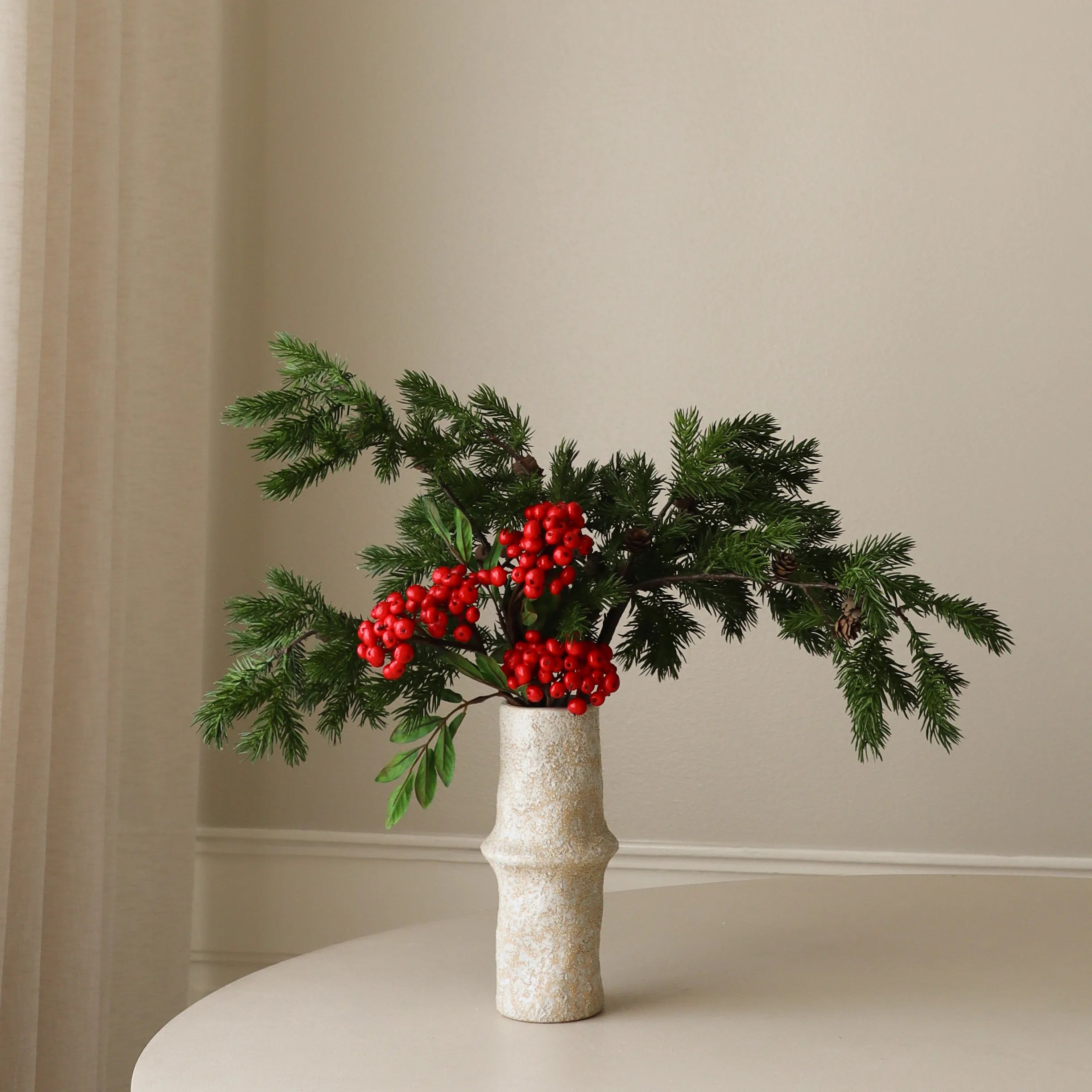 Winter Garnet — kunstbloemen boeket van Botane, detailfoto 3