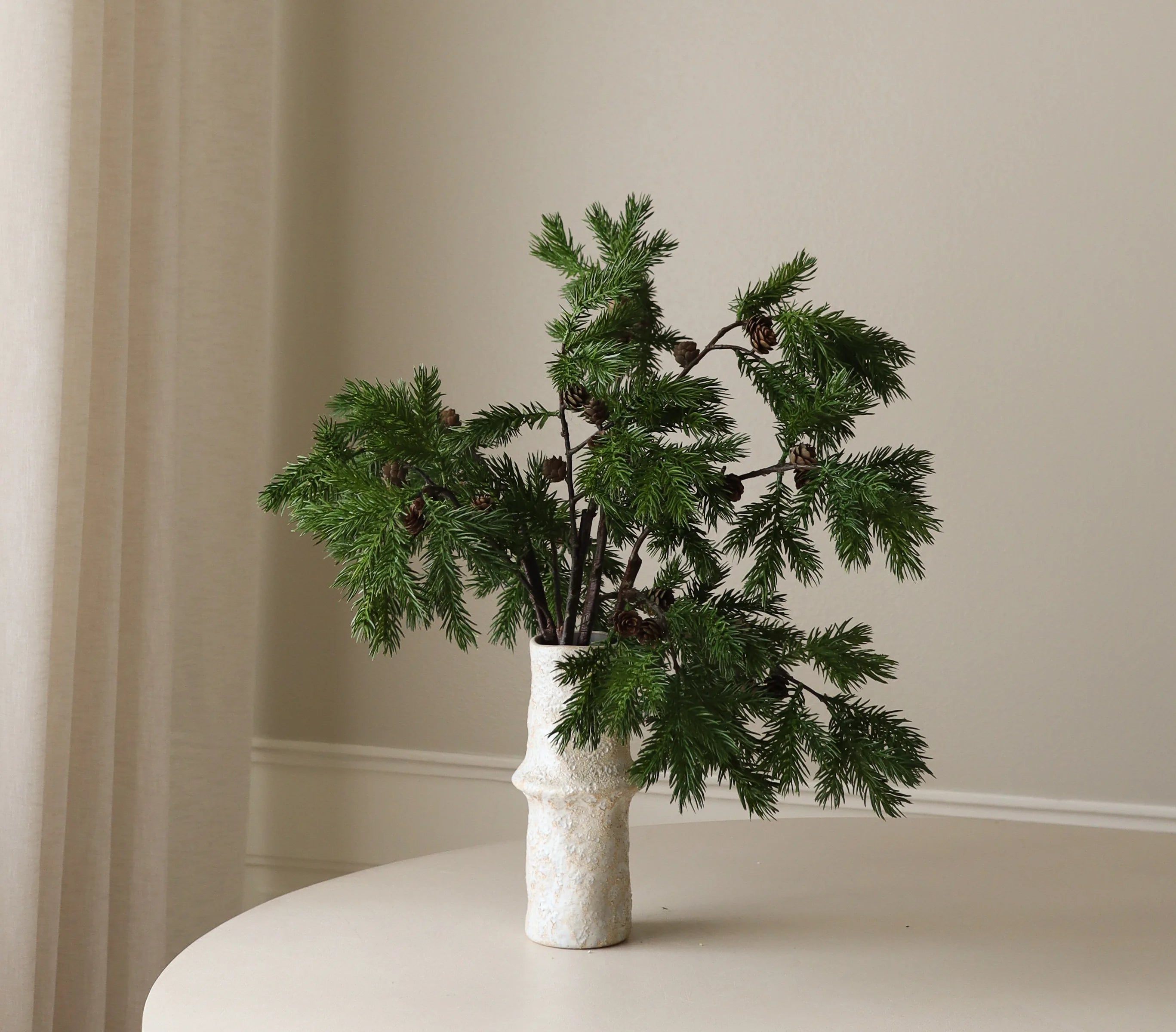 Nordic Pine met vaas