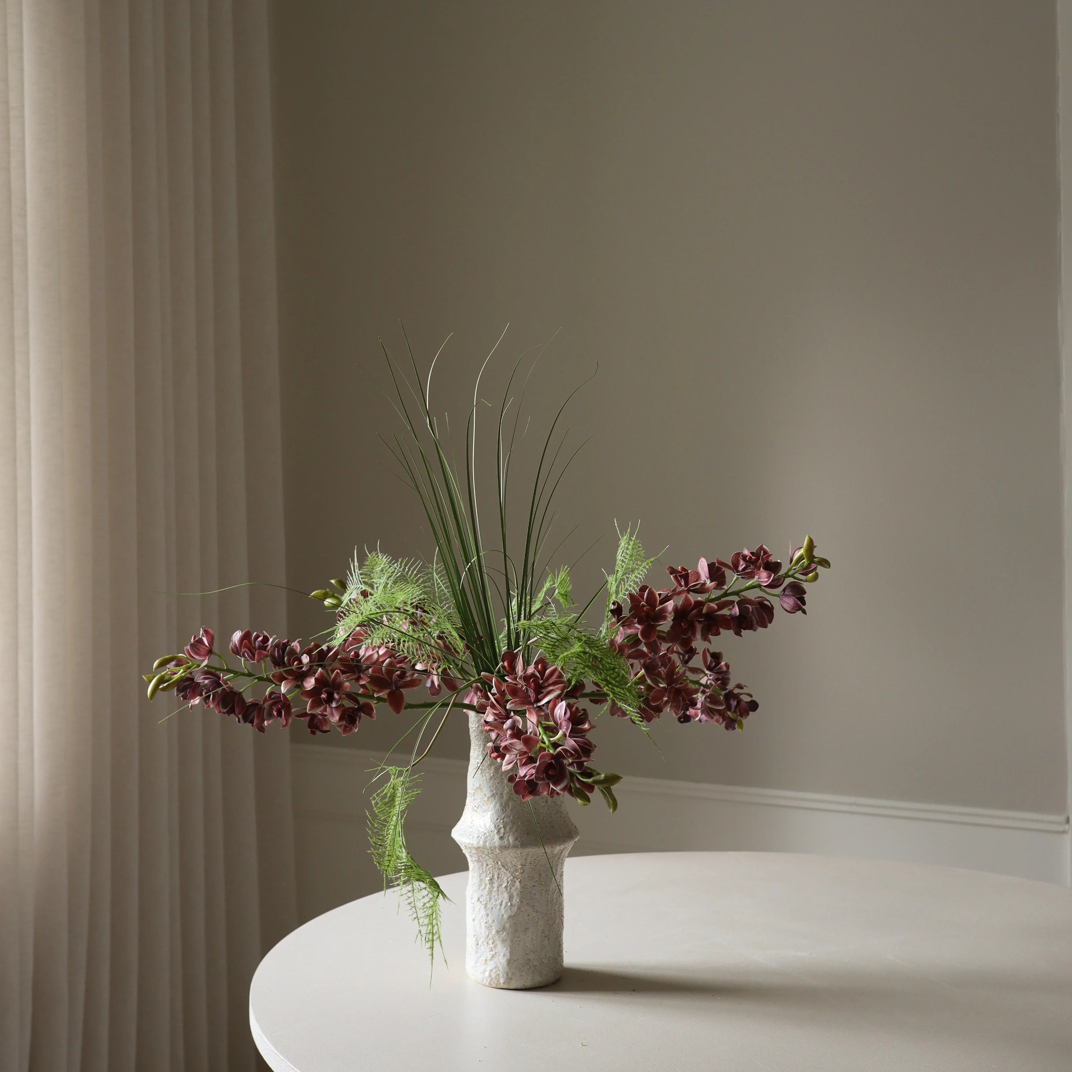 Midnight Orchid — kunstbloemen boeket van Botane
