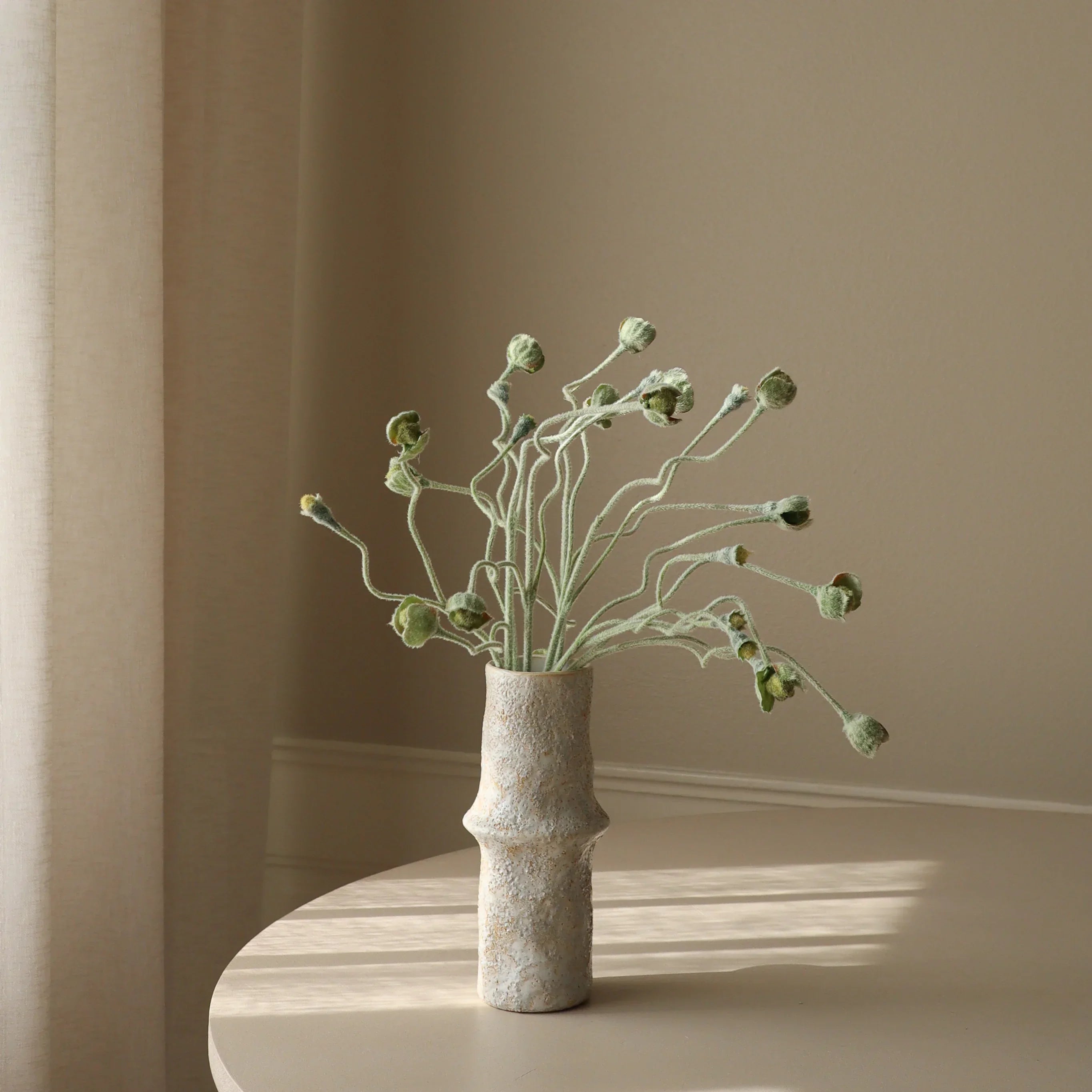 Poppy Bud Bouquet met vaas