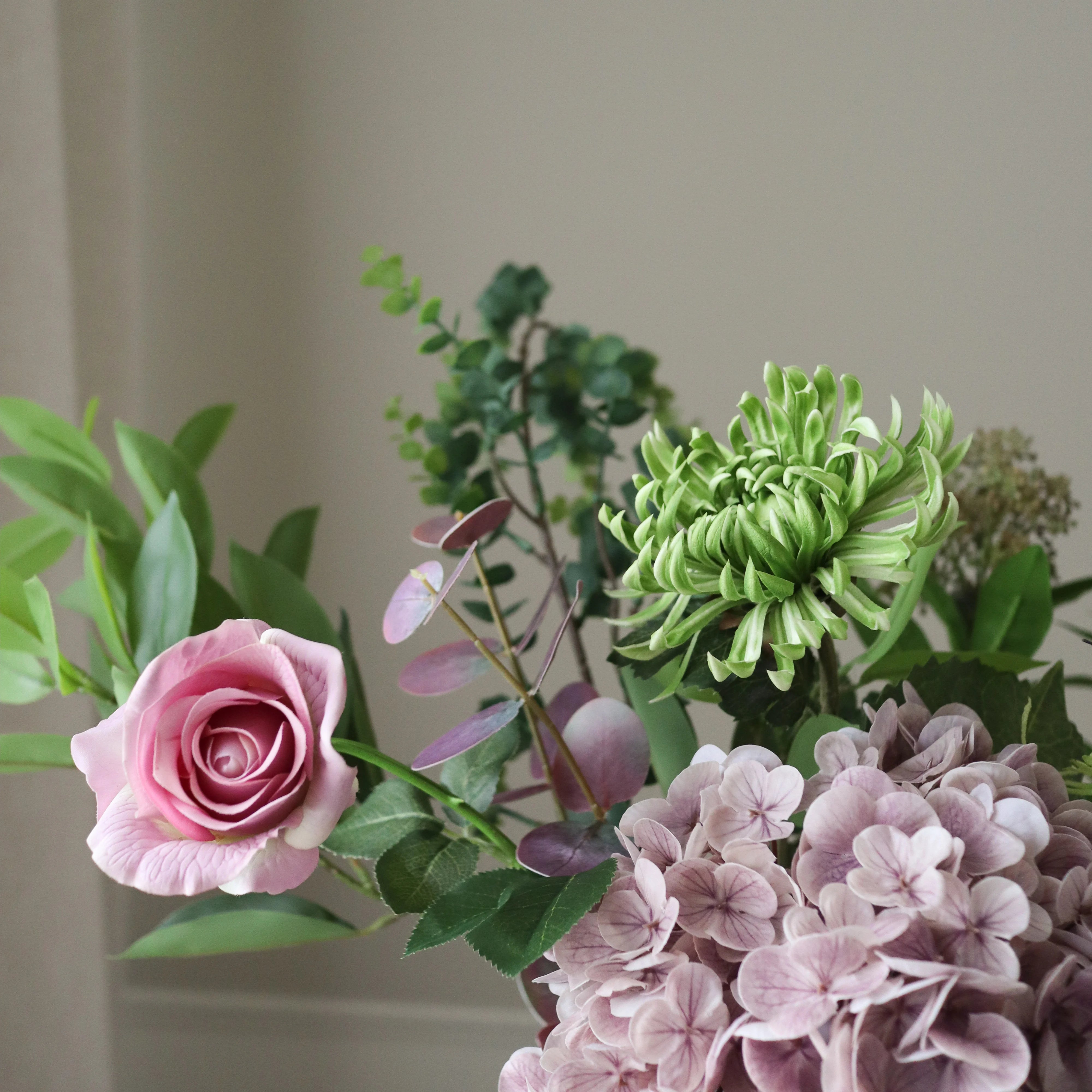 Muted Blush — kunstbloemen boeket van Botane, detailfoto 3