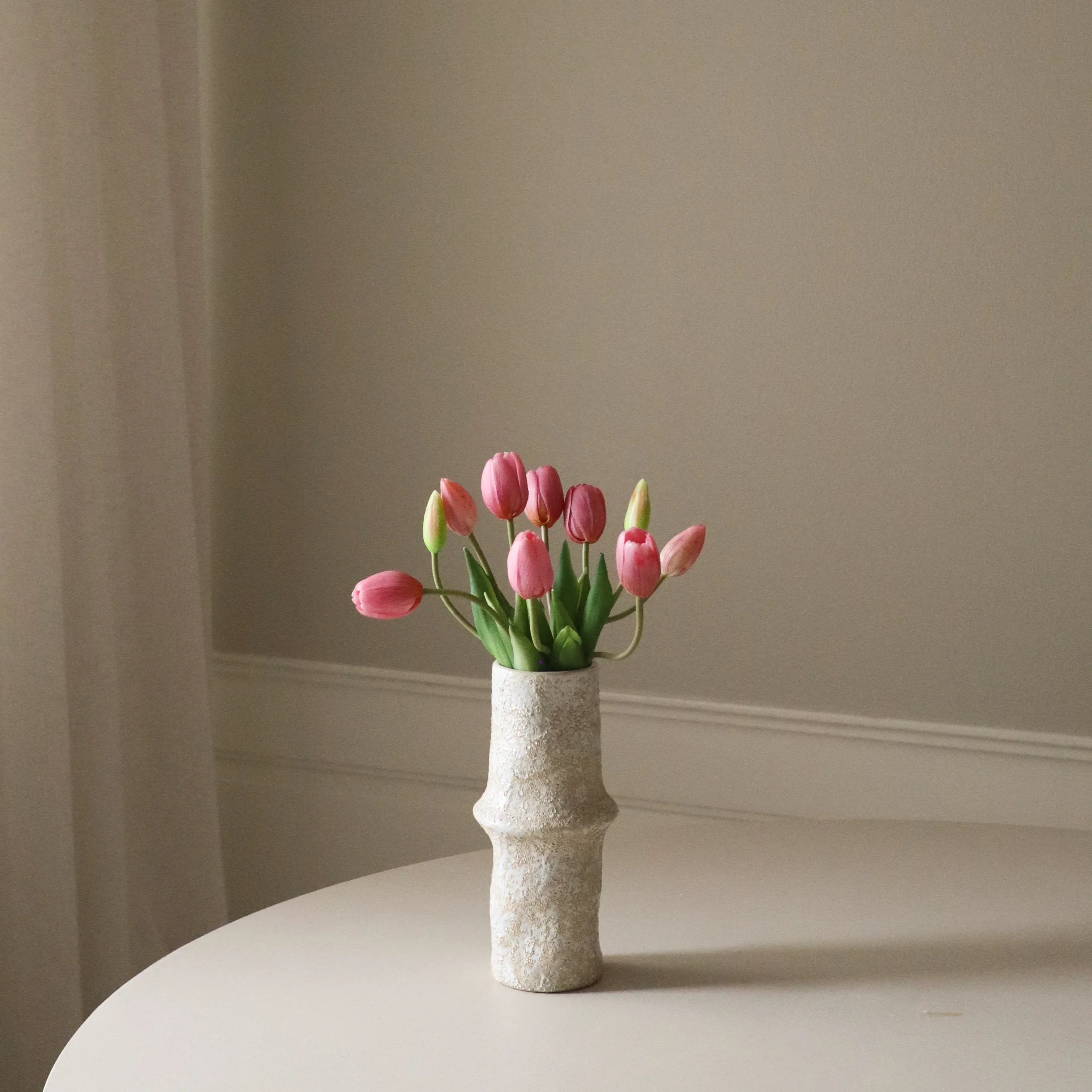 Pink Tulip Bouquet — kunstbloemen boeket van Botane