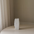 Small Carrara White Marble
Edge Vase - Premium design vaas van Botane