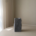 Large Cartier Grey Marble Edge Vase - Premium design vaas van Botane