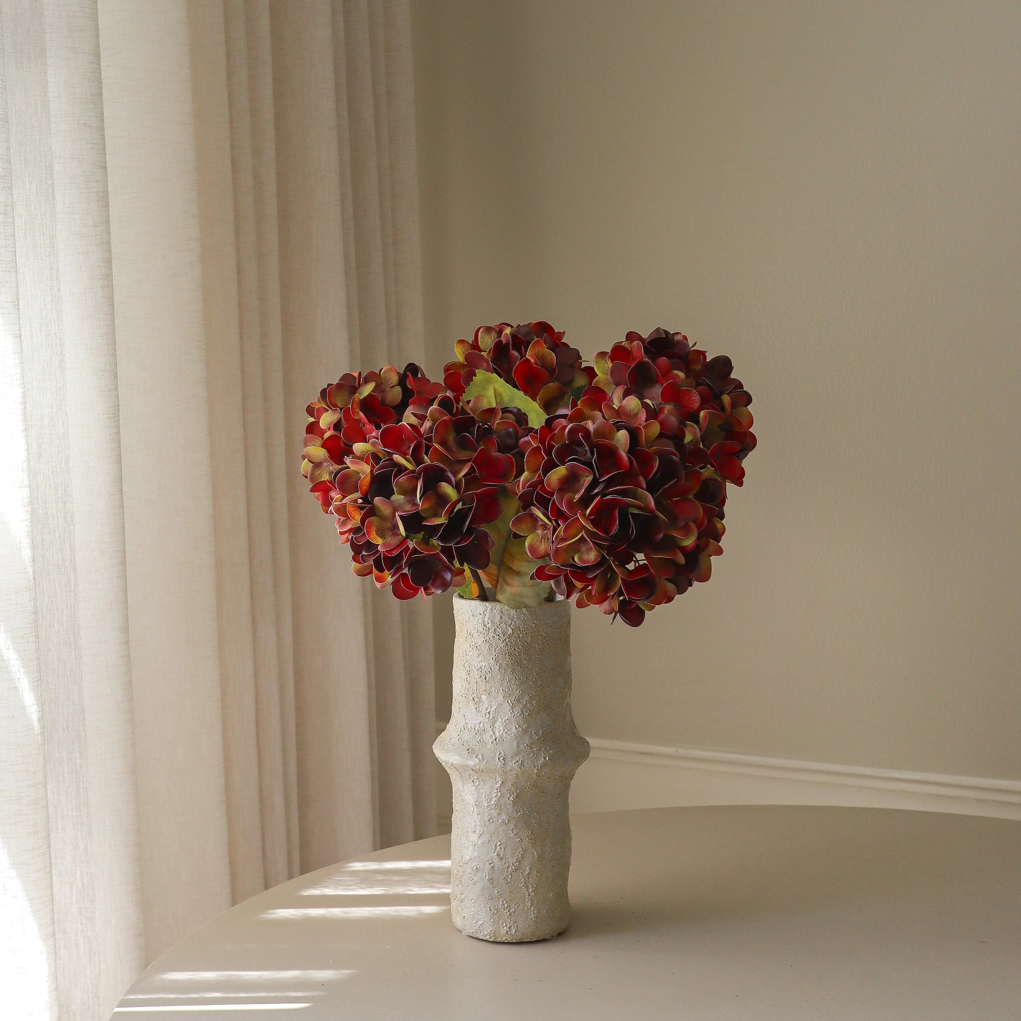 Deep Burgundy Hydrangea Bouquet - Premium kunstbloemen boeket van Botane