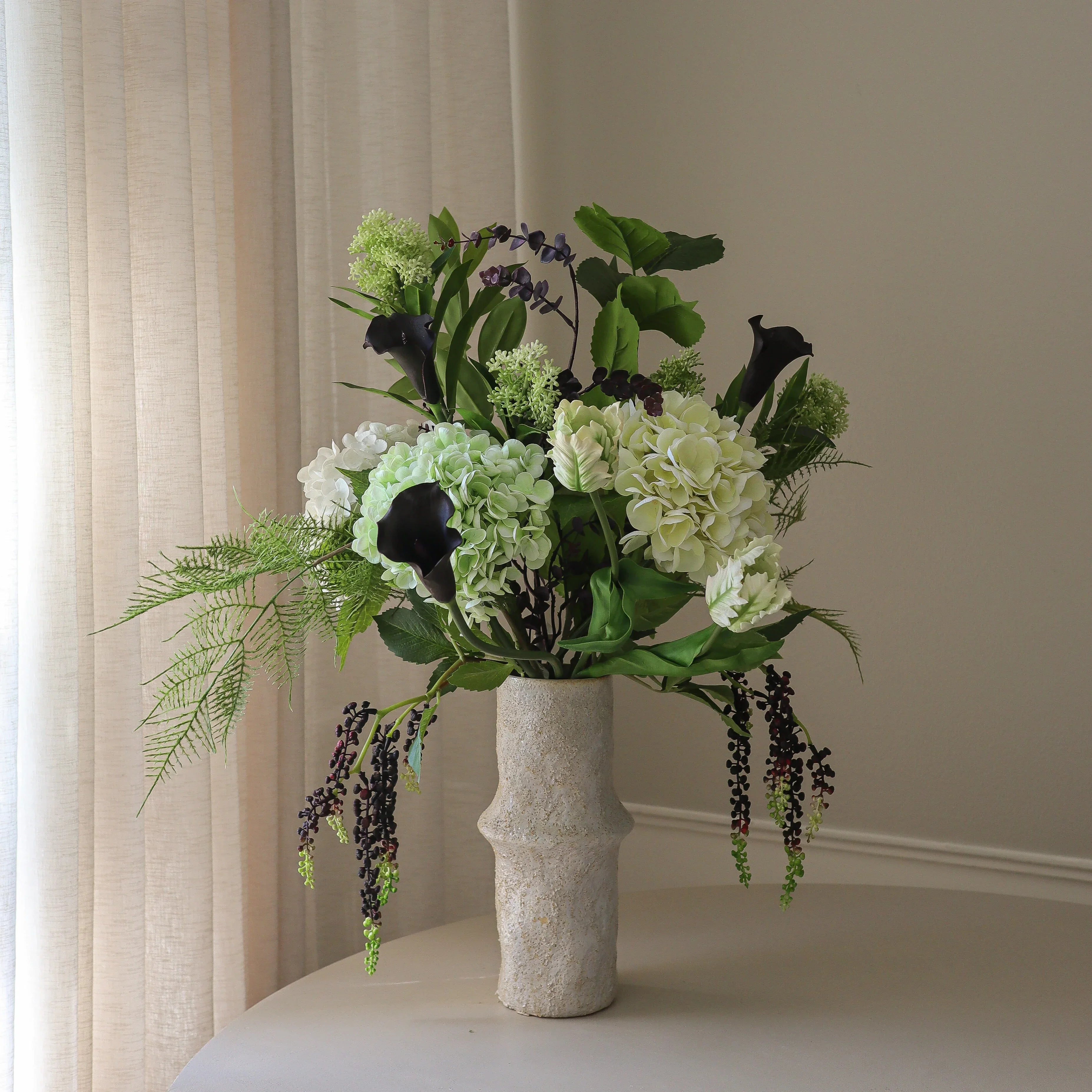 Moonlit Garden Bouquet Met Large Earth