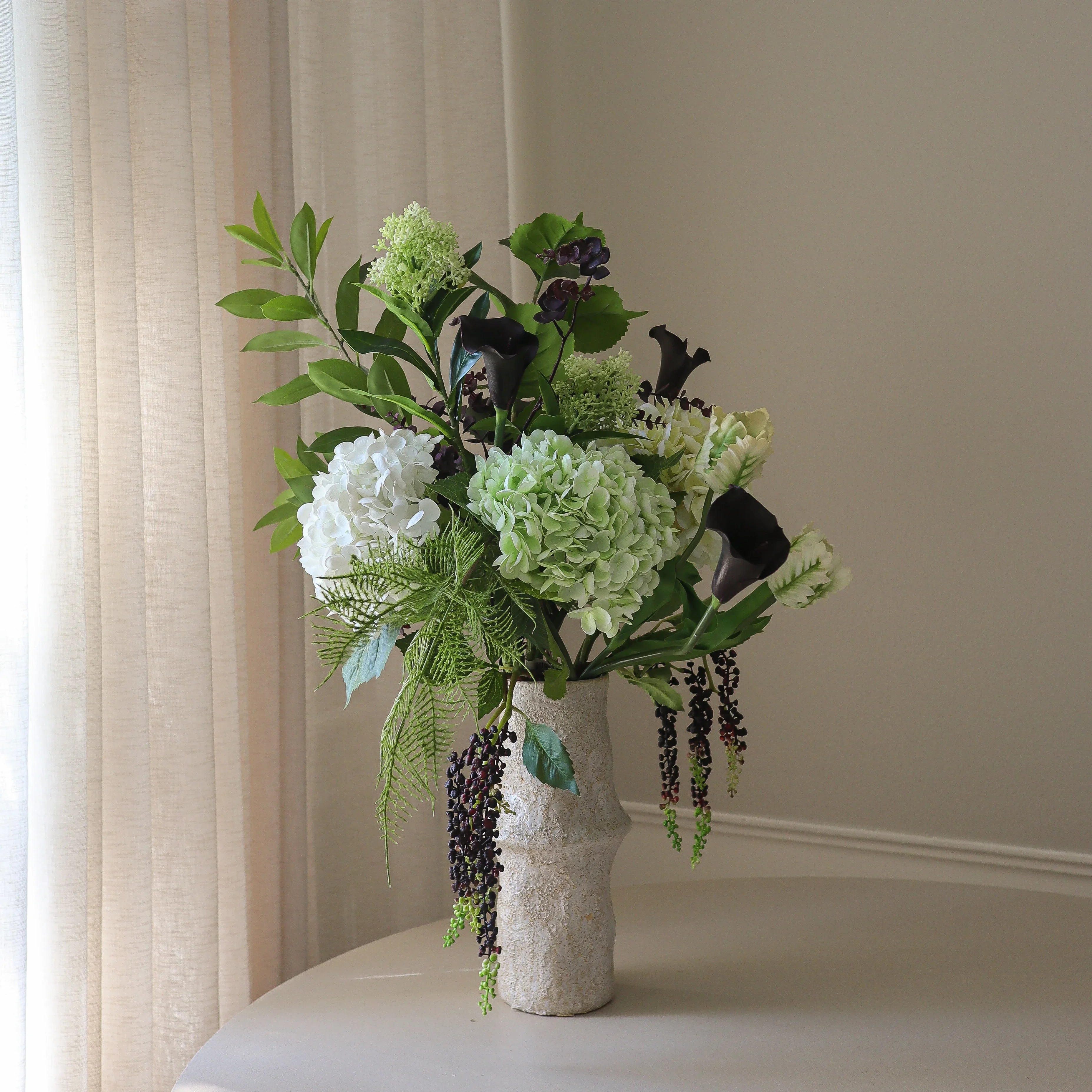 Moonlit Garden Bouquet Met Large Earth