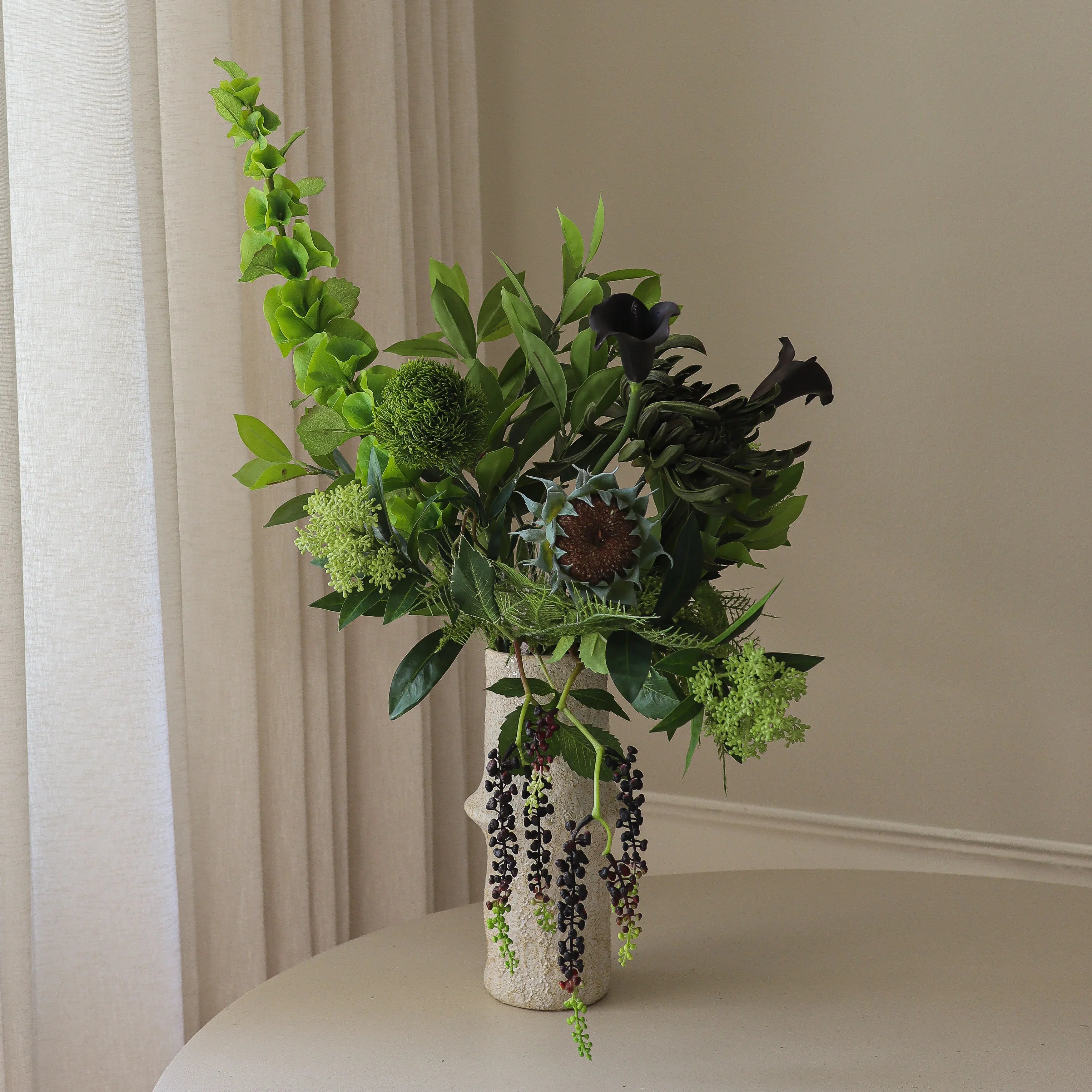 Verdant Noir Bouquet - kunstbloemen boeket detailopname