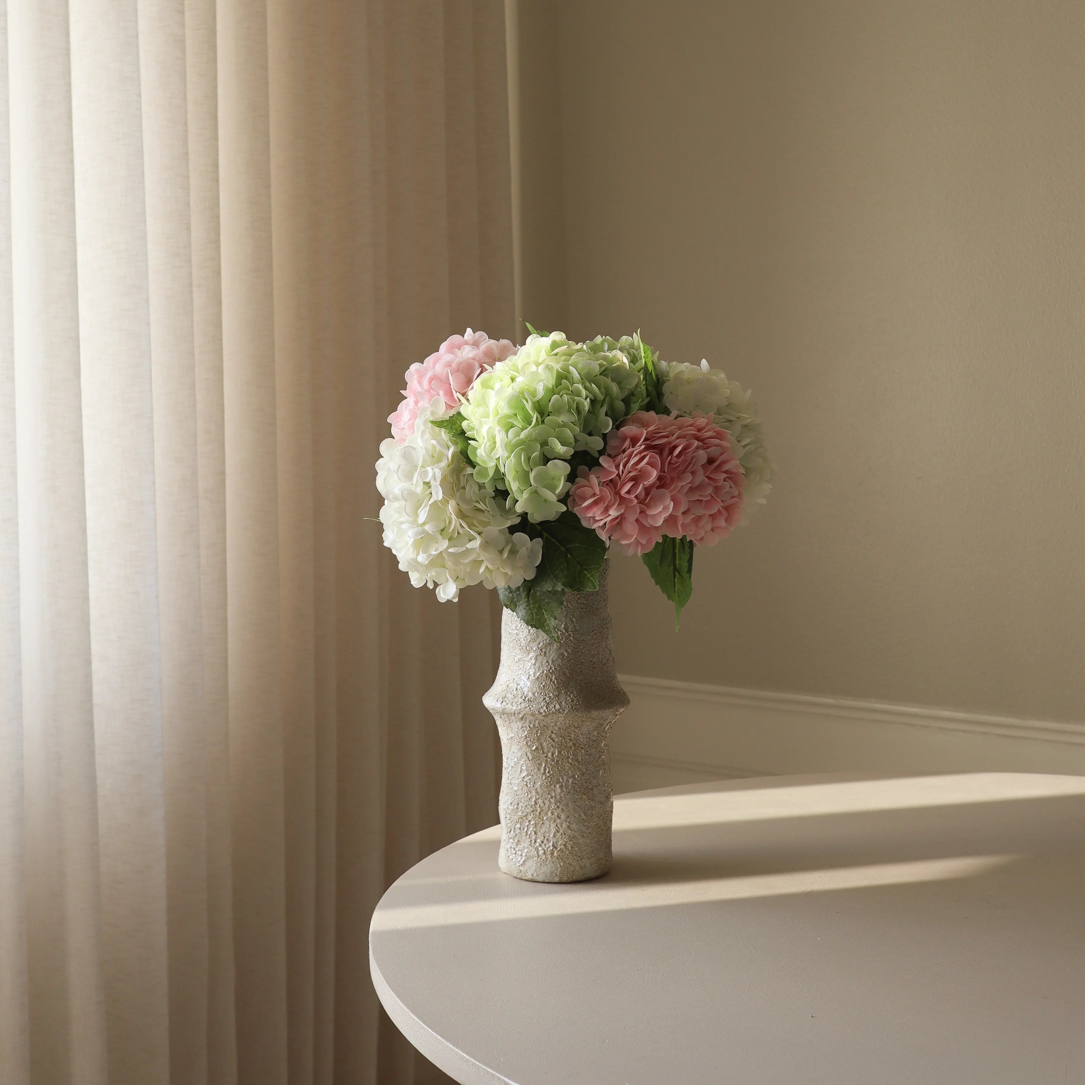 Hydrangea Bouquet — kunstbloemen boeket van Botane