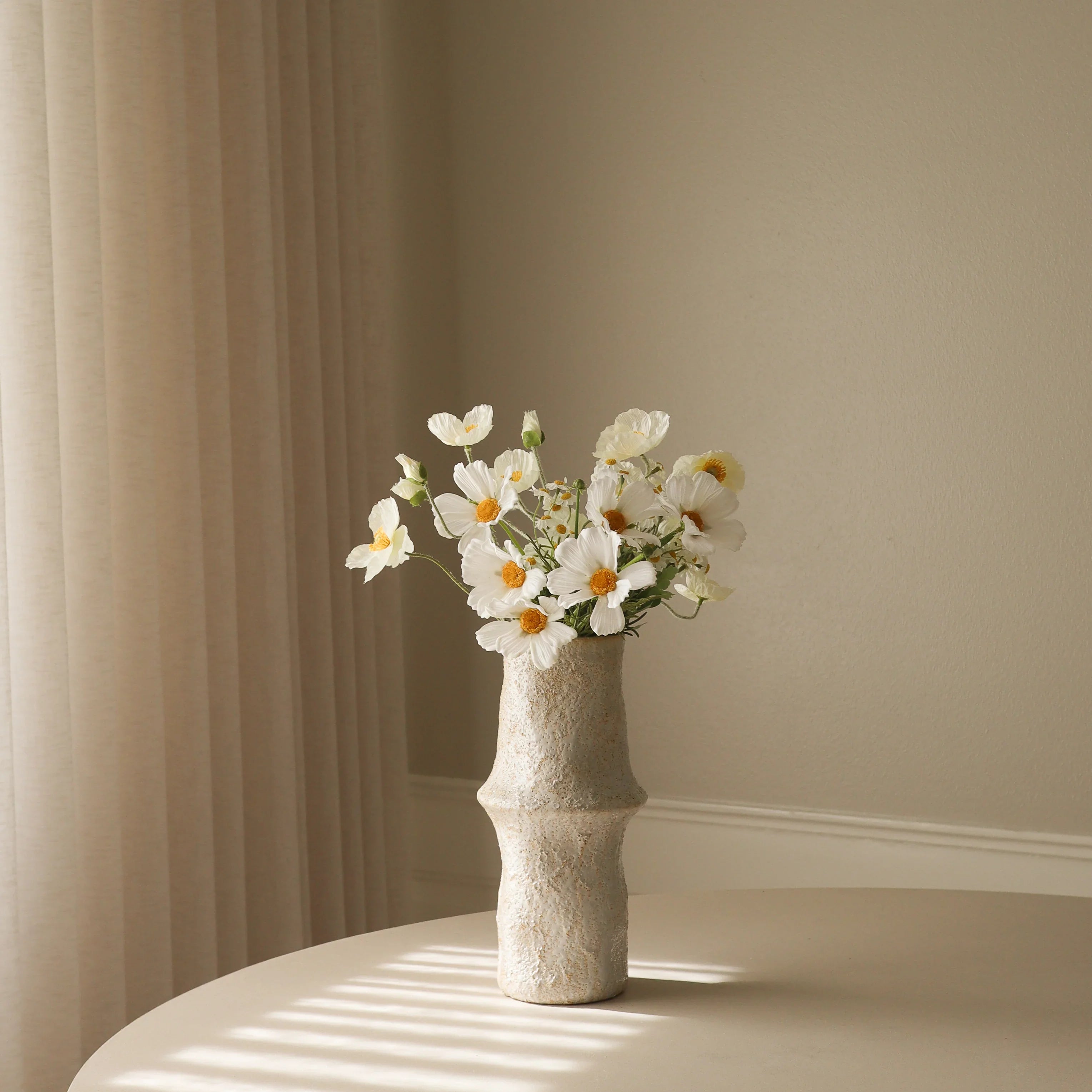 Pop Of Daisy — kunstbloemen boeket van Botane