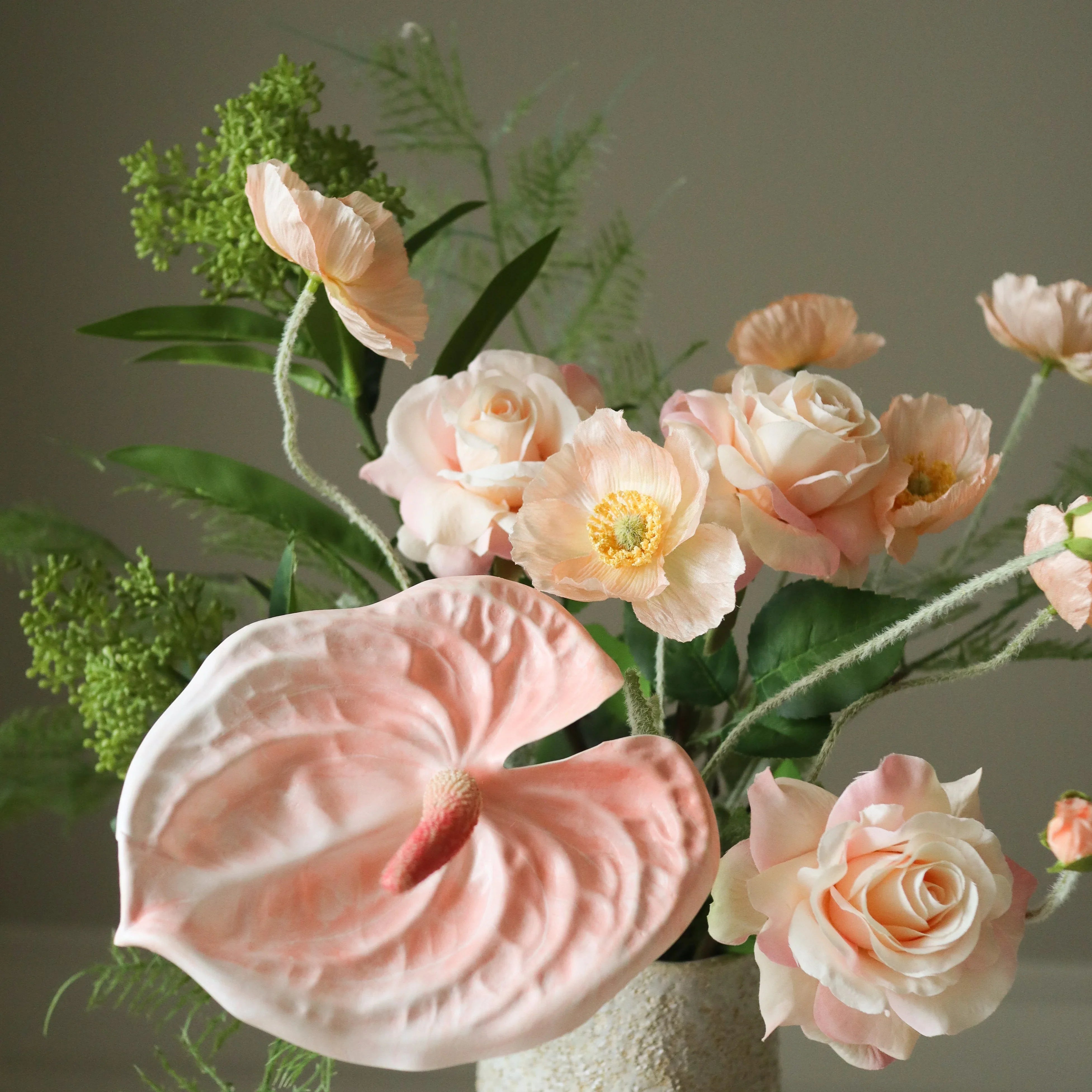 Pink In The Afternoon — kunstbloemen boeket van Botane, detailfoto 3