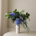Frosted Azure met vaas