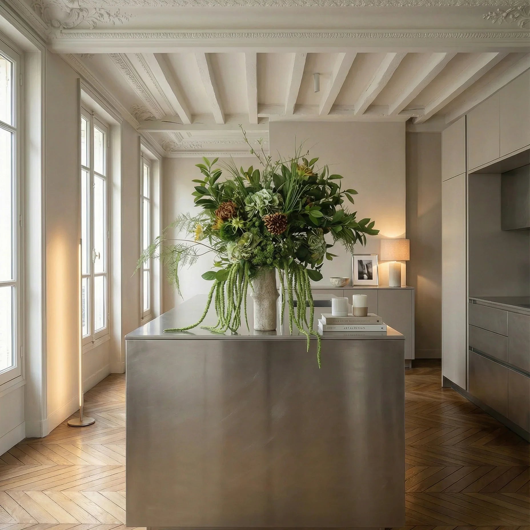 Verdant Majesty — kunstbloemen boeket van Botane, detailfoto 4