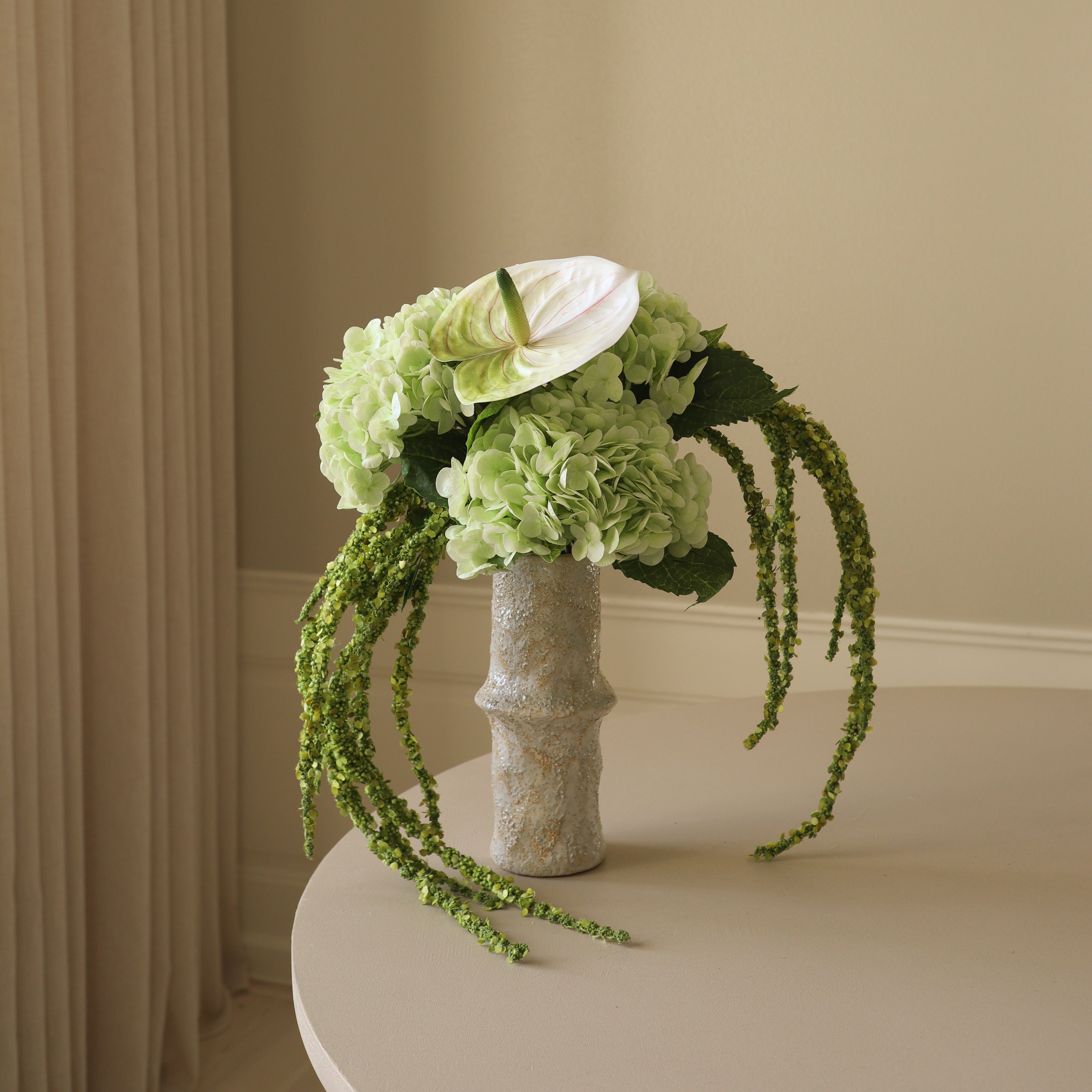 Dewdrop Symphony — kunstbloemen boeket van Botane