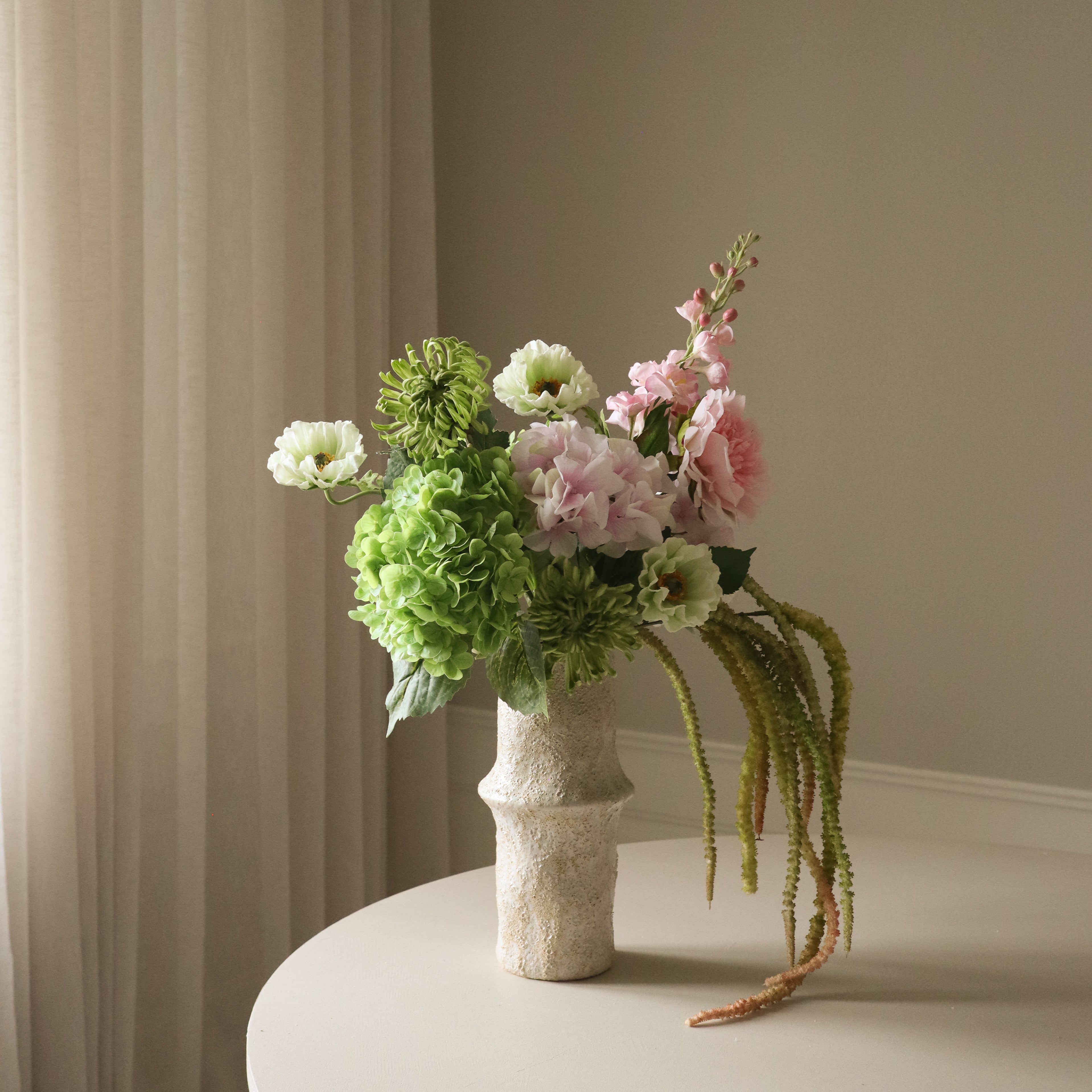 Verdant Blush — kunstbloemen boeket van Botane