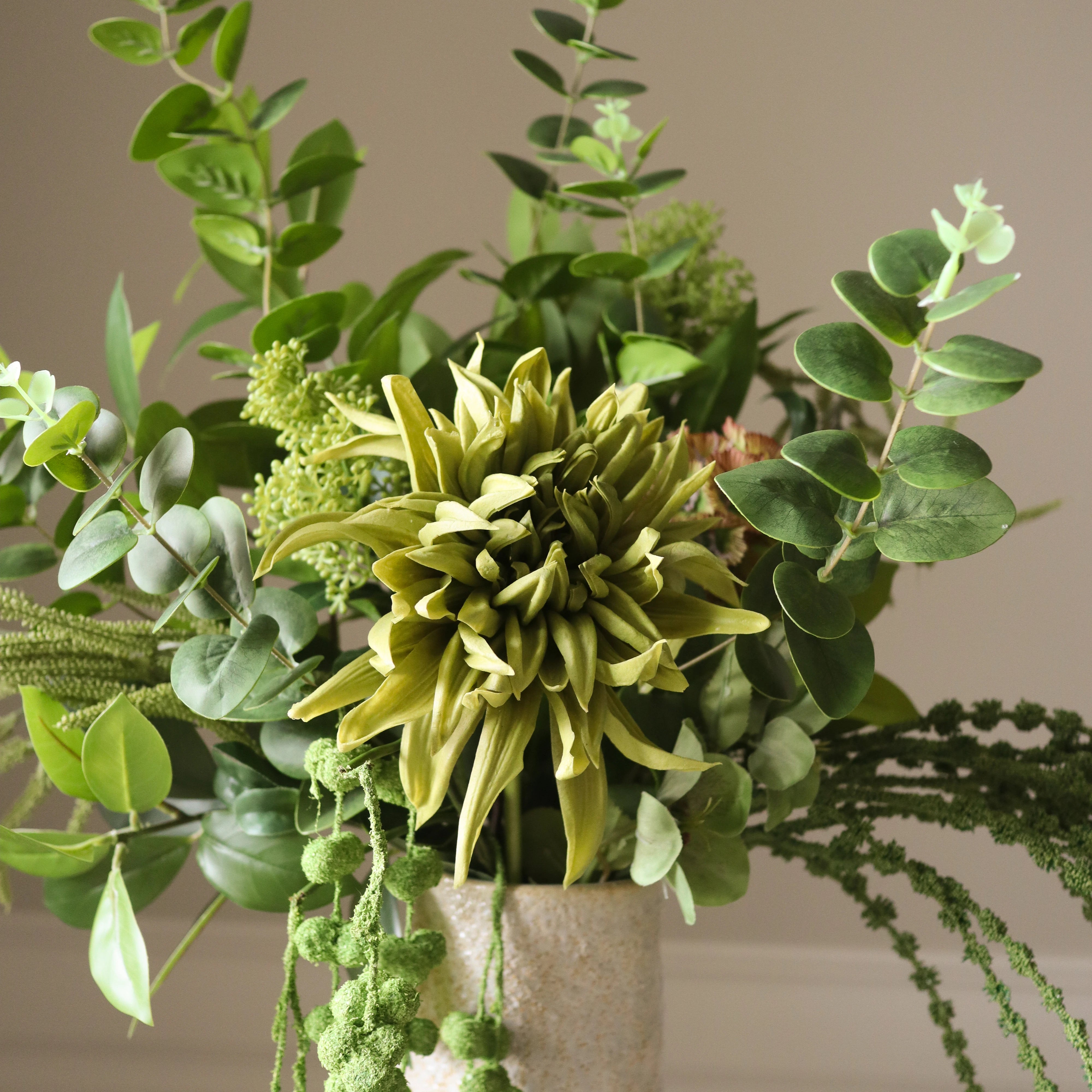 Evergreen — kunstbloemen boeket van Botane, detailfoto 2