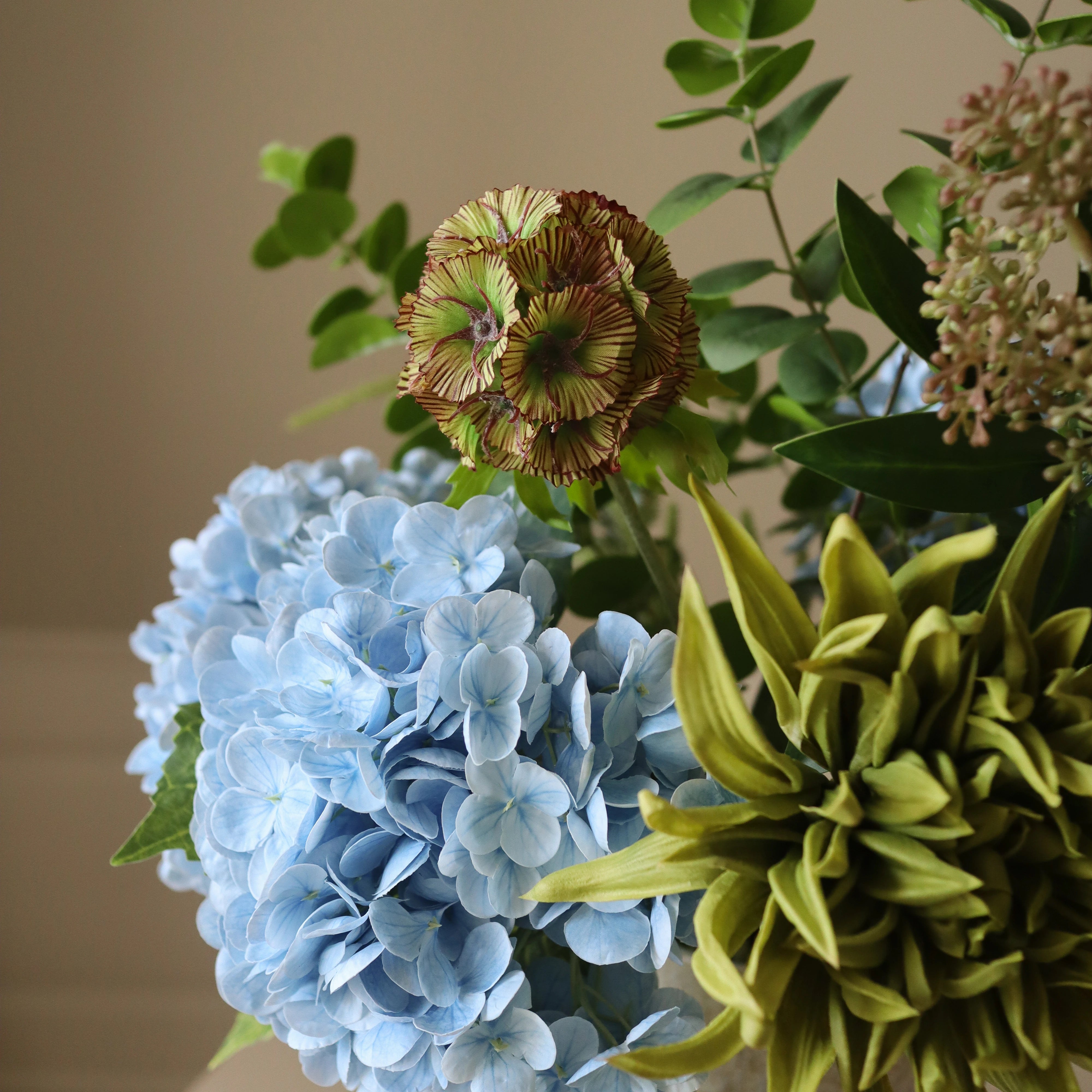 Sparkling Water — kunstbloemen boeket van Botane, detailfoto 3