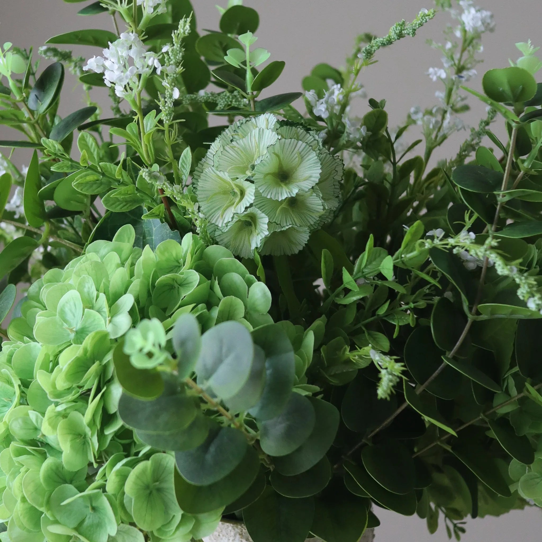 Deep Green met vaas