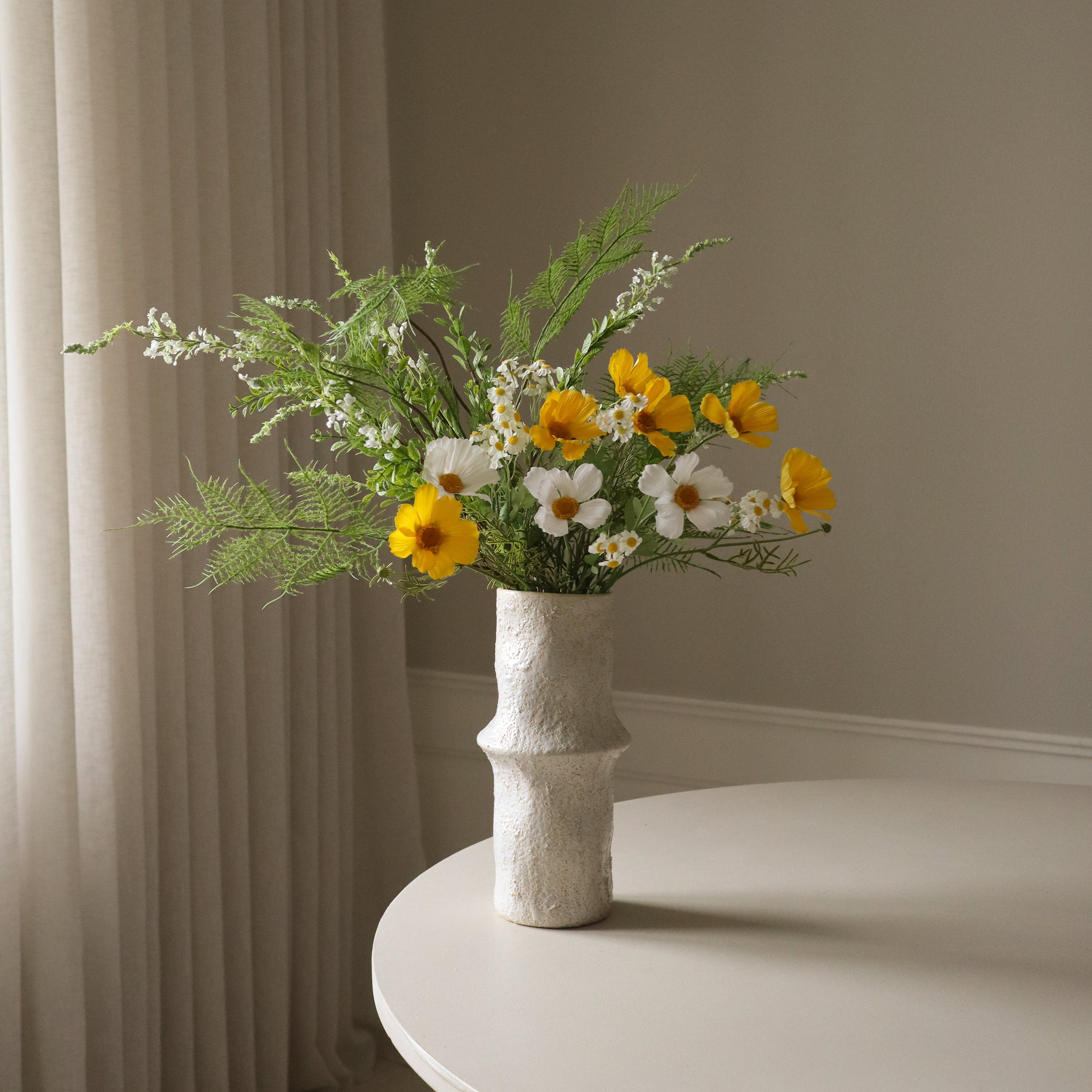 Spring Essential — kunstbloemen boeket van Botane