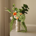 Sunlit Harmony met vaas — kunstbloemen bundel van Botane