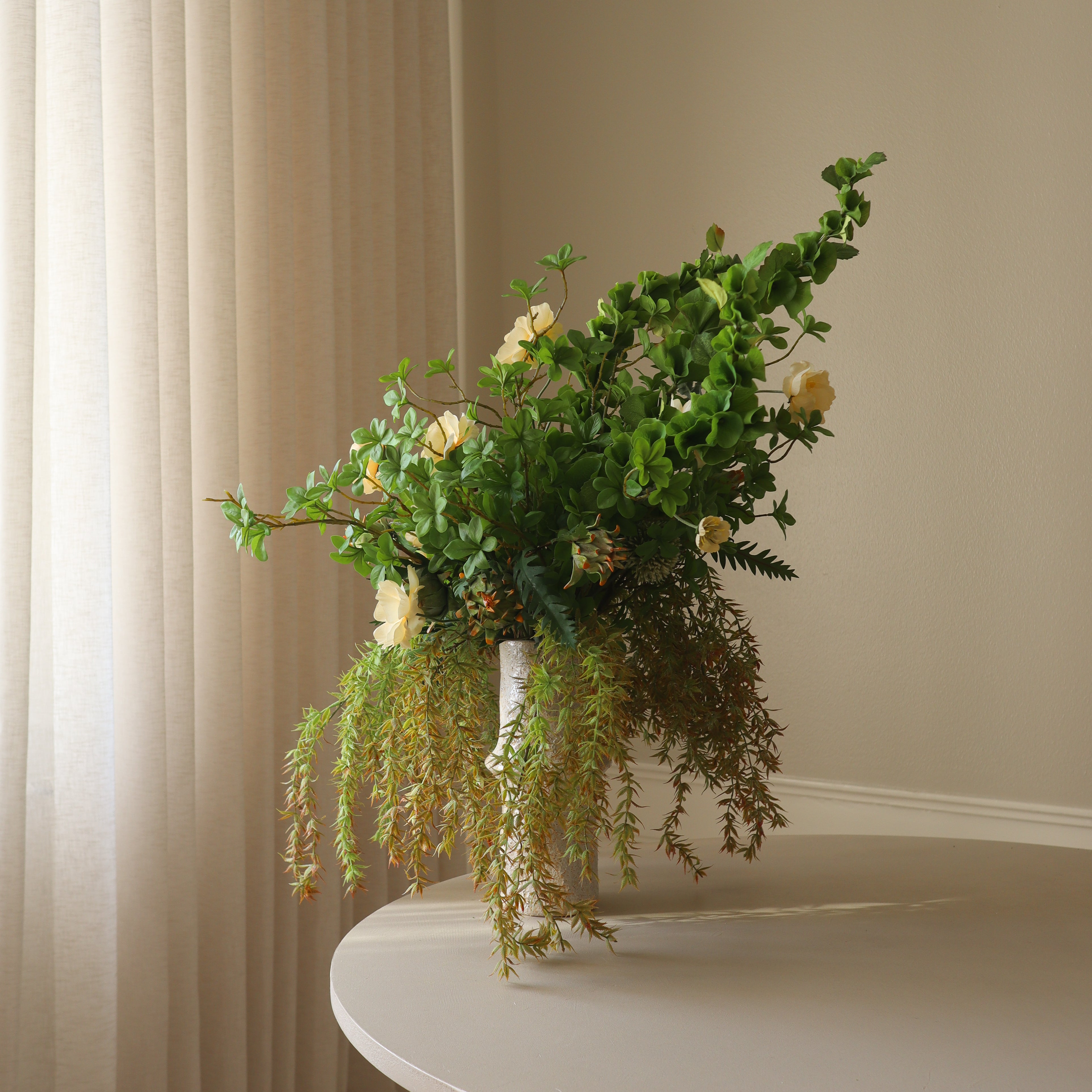 Meadow Whispers — kunstbloemen boeket van Botane, detailfoto 3