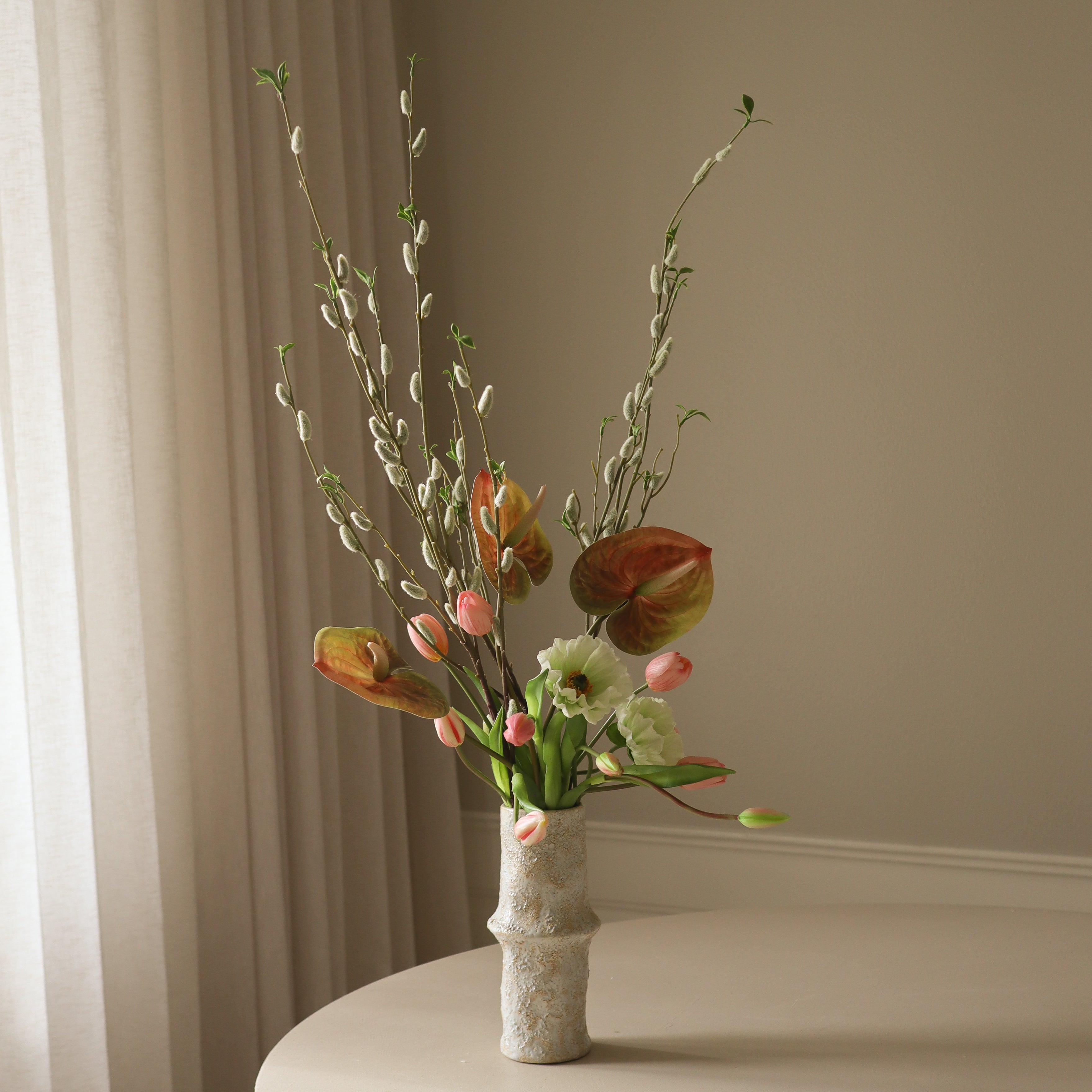 Poetic Spring met vaas — kunstbloemen bundel van Botane, detailfoto 3