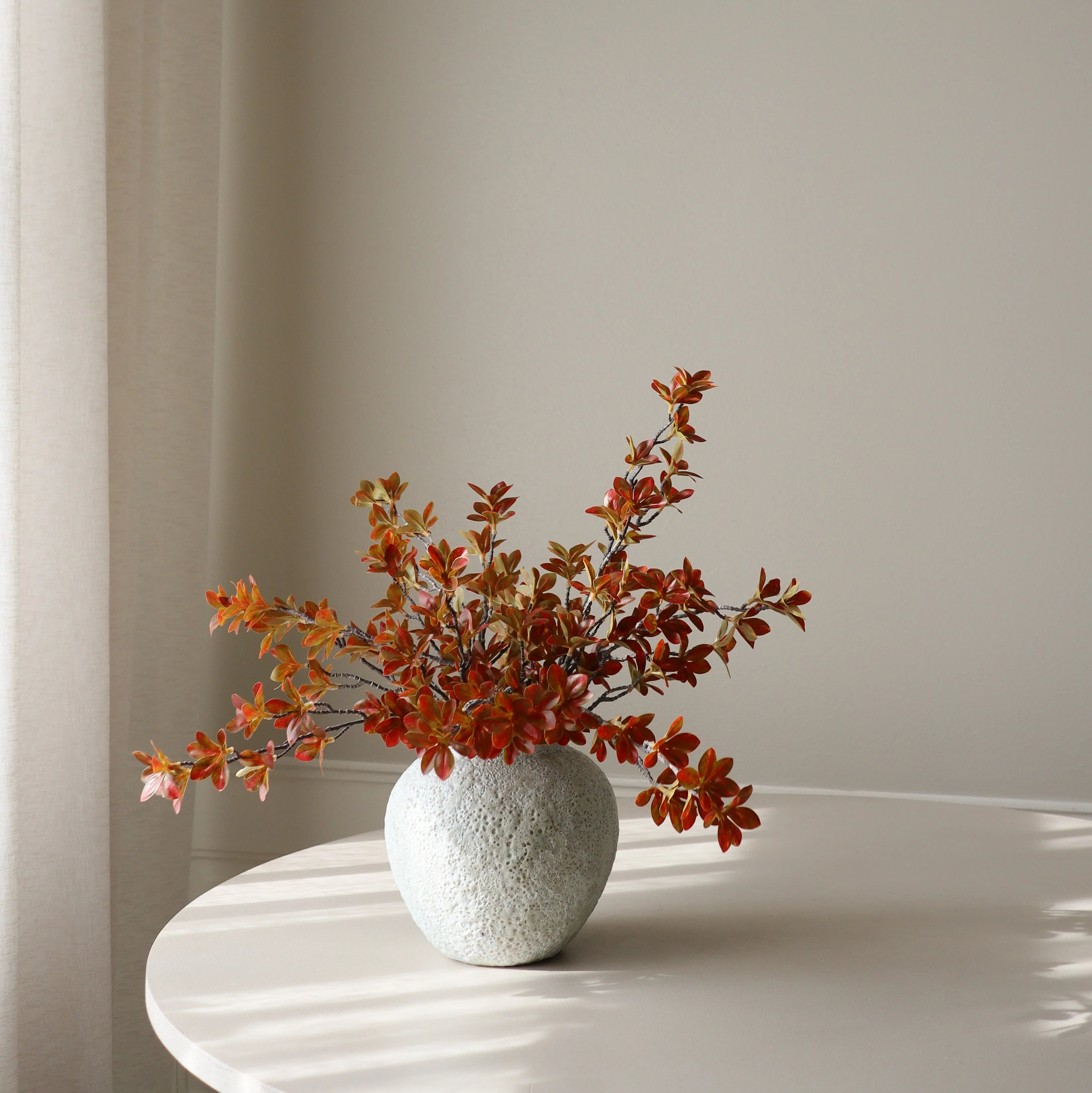 Autumn Leaves Bouquet — kunstbloemen boeket van Botane, detailfoto 3